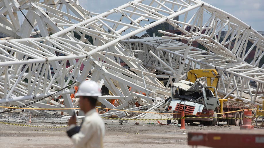 53d3e428-Brazil Stadium Collapse