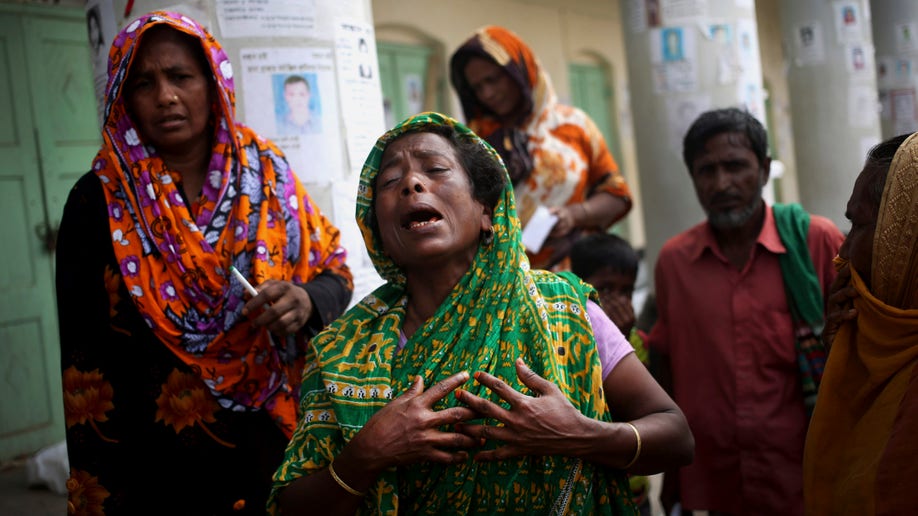 43b8a84f-APTOPIX Bangladesh Building Collapse