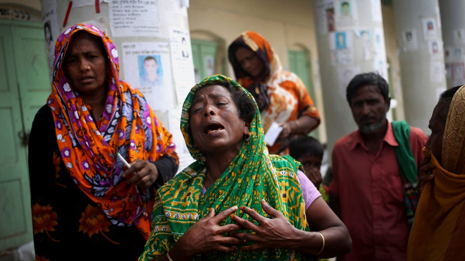 43b8a84f-APTOPIX Bangladesh Building Collapse