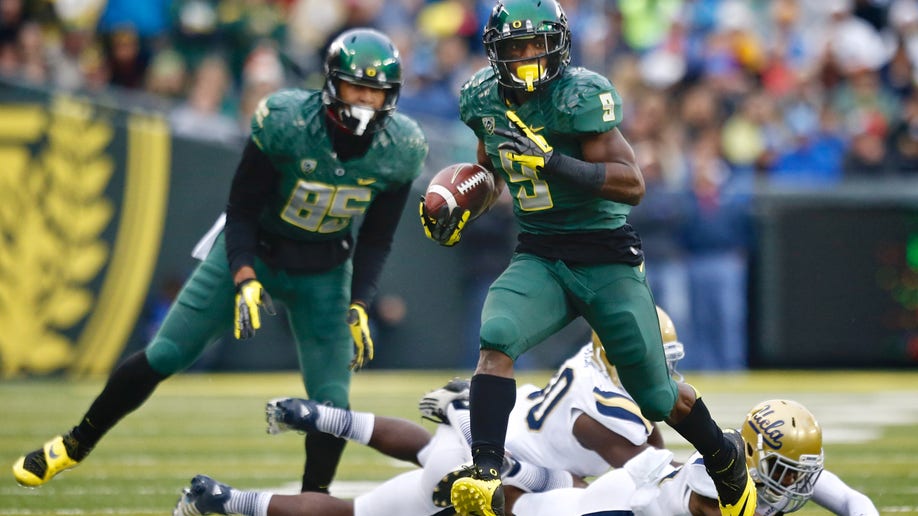 d1fa78a7-UCLA Oregon Football