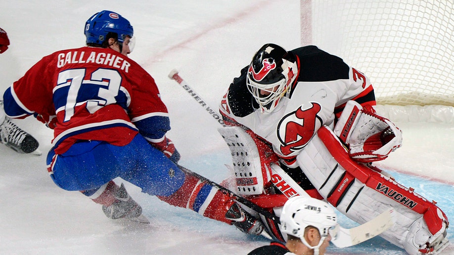 60a20bf0-Devils Canadiens Hockey