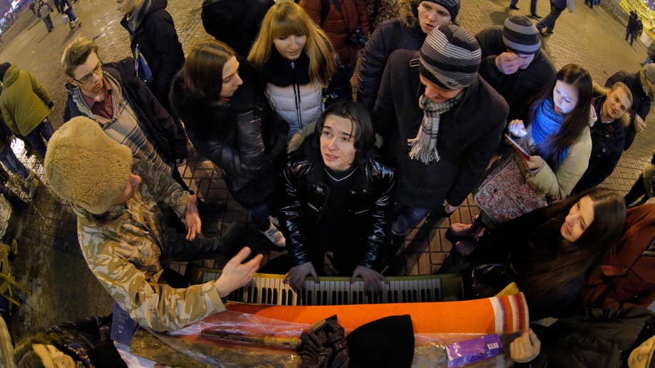 989e6bb8-Ukraine Protests