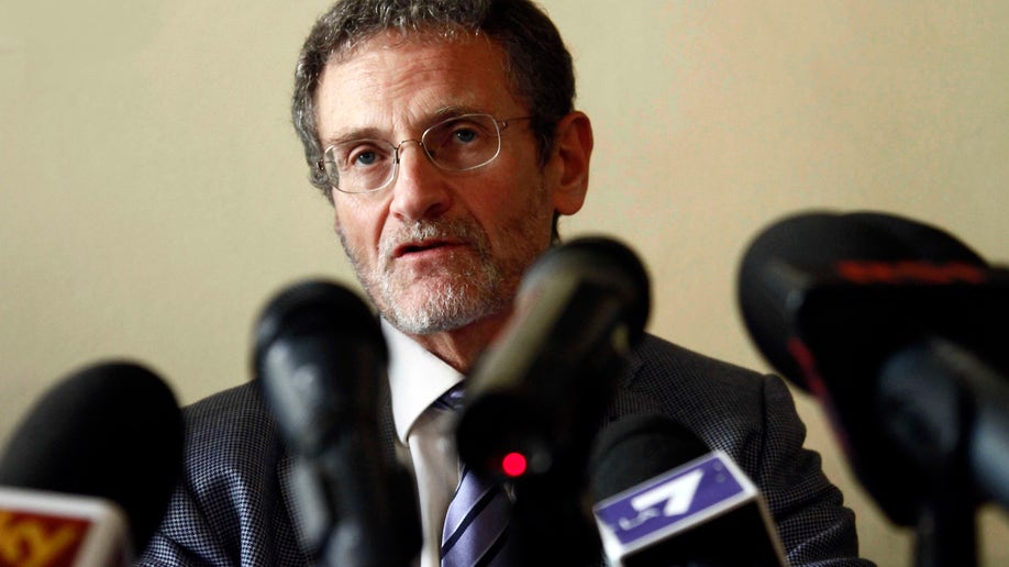 1ee81e3b-The Dirty Game The Investigator