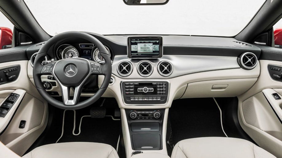 28f81a9c-2014 Mercedes-Benz CLA250