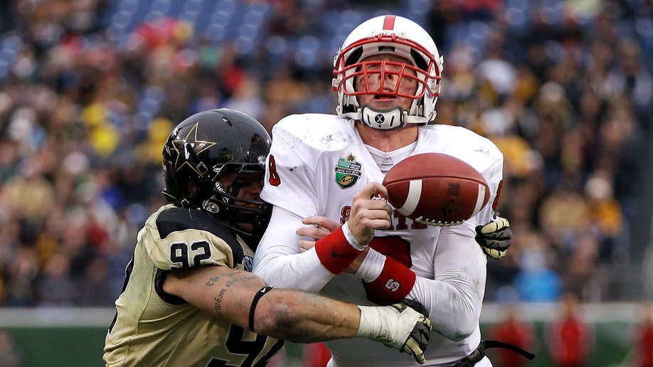 Music City Bowl Football