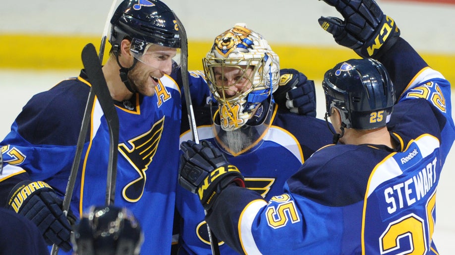 9f6e5b57-Jets Blues Hockey