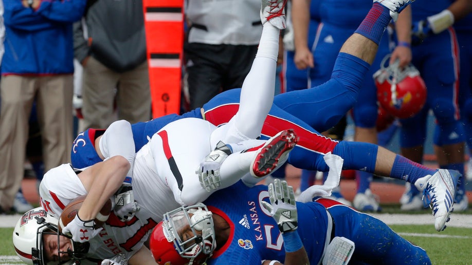 3e0811aa-Texas Tech Kansas Football