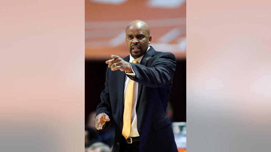 38ef98e7-Florida Tennessee Basketball