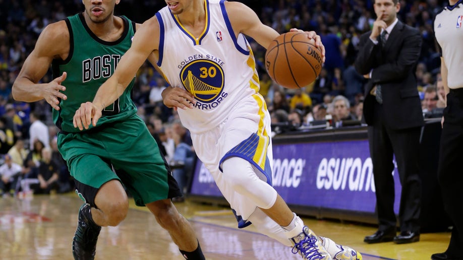 35f08ba0-Celtics Warriors Basketball