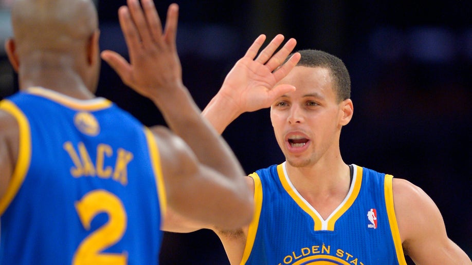 3e6eda06-Warriors Lakers Basketball