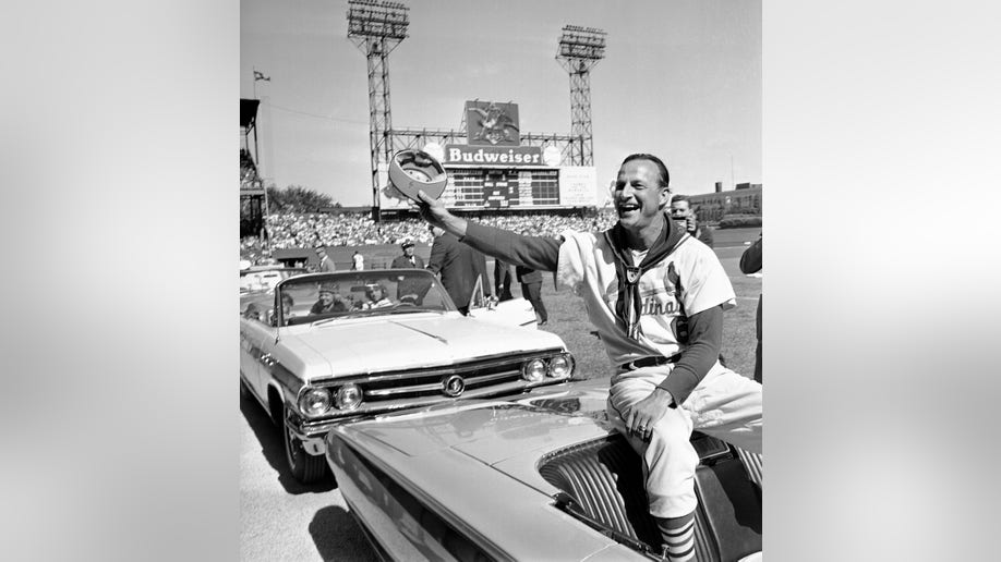 e7d19ecc-Obit Stan Musial Baseball