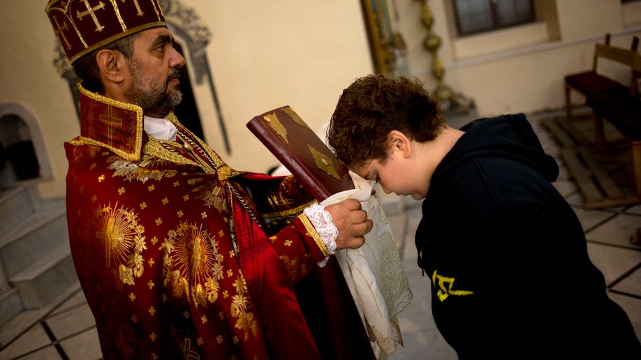 Mideast Syria Beleaguered Christians