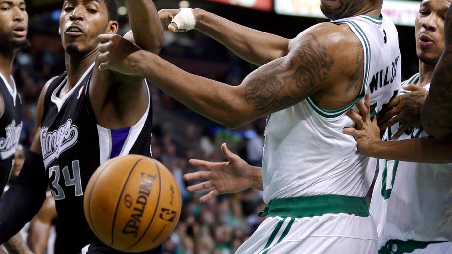 6ced5f82-Kings Celtics Basketball