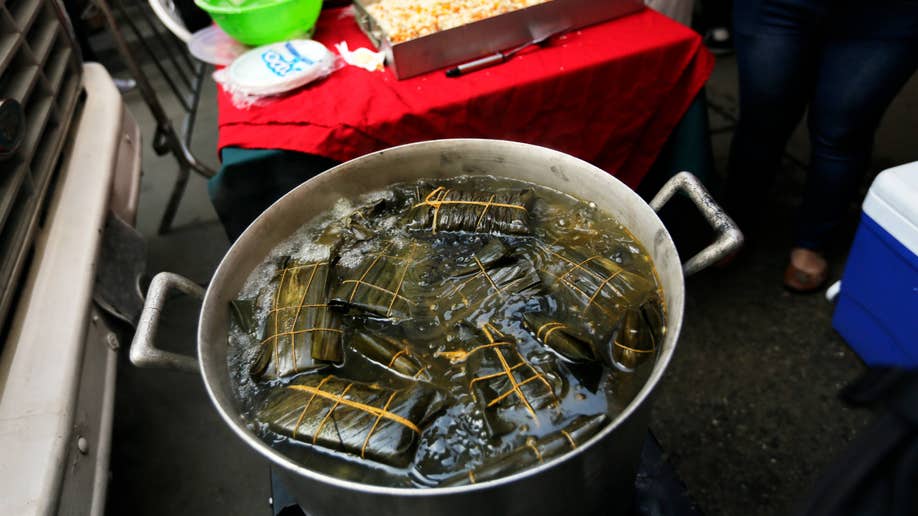 588c953c-Venezuela Pricey Tamales