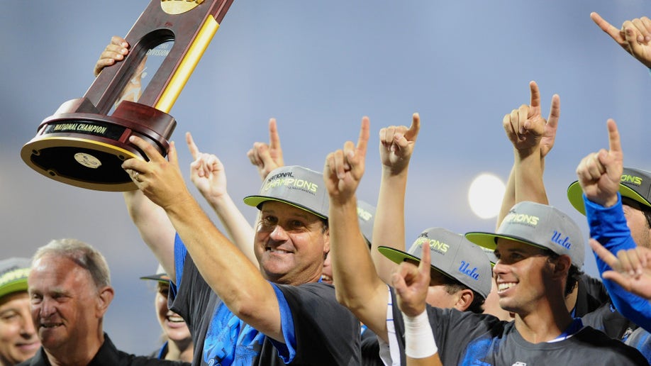 UCLA Defending Champ Baseball