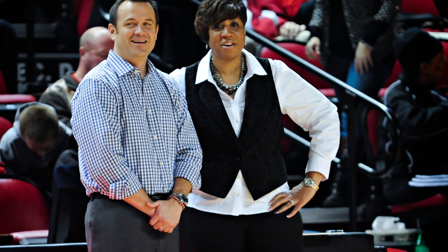 Louisville Western Kentucky Basketball