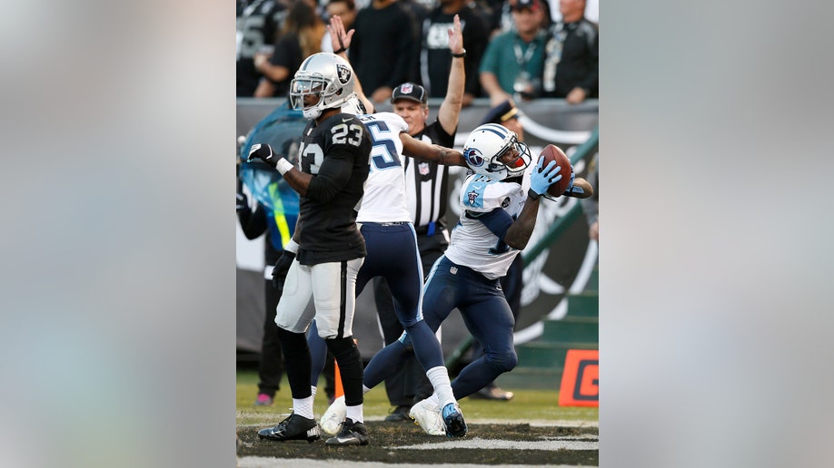 e022a569-Titans Raiders Football