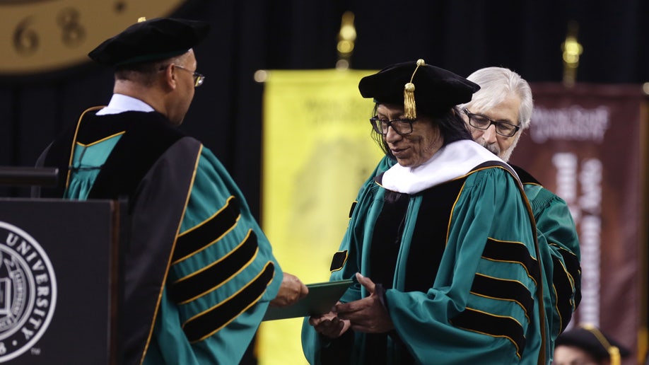 23bd9d47-Rodriguez Honorary Degree