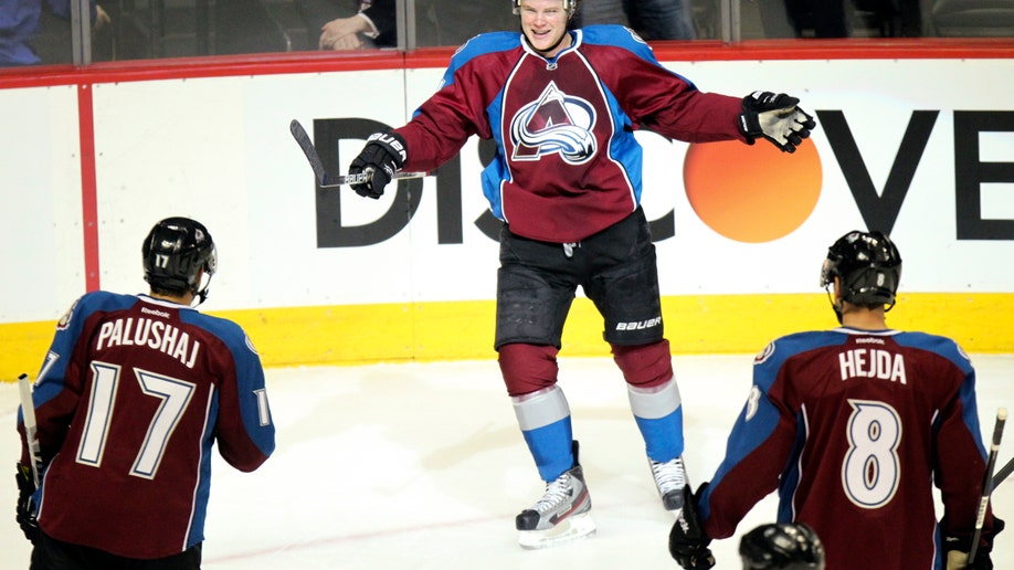 dbdd889a-Blues Avalanche Hockey