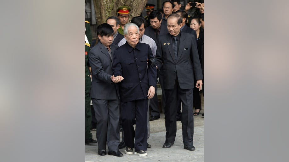 04306197-Vietnam General Giap