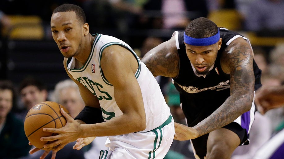 40c0ffa2-Kings Celtics Basketball