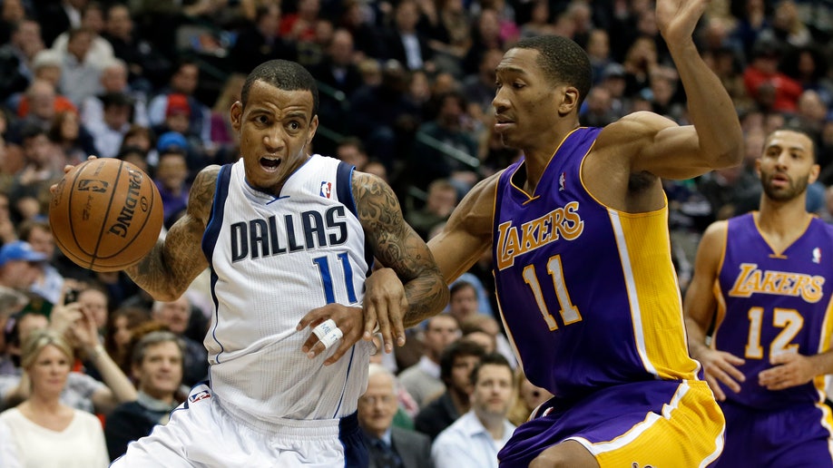 Lakers Mavericks Basketball