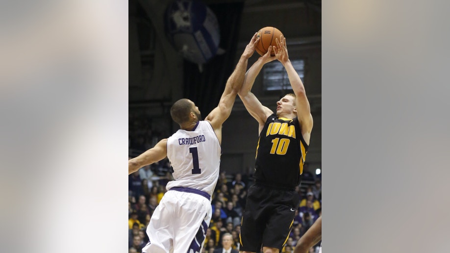 2cefe4a1-Iowa Northwestern Basketball