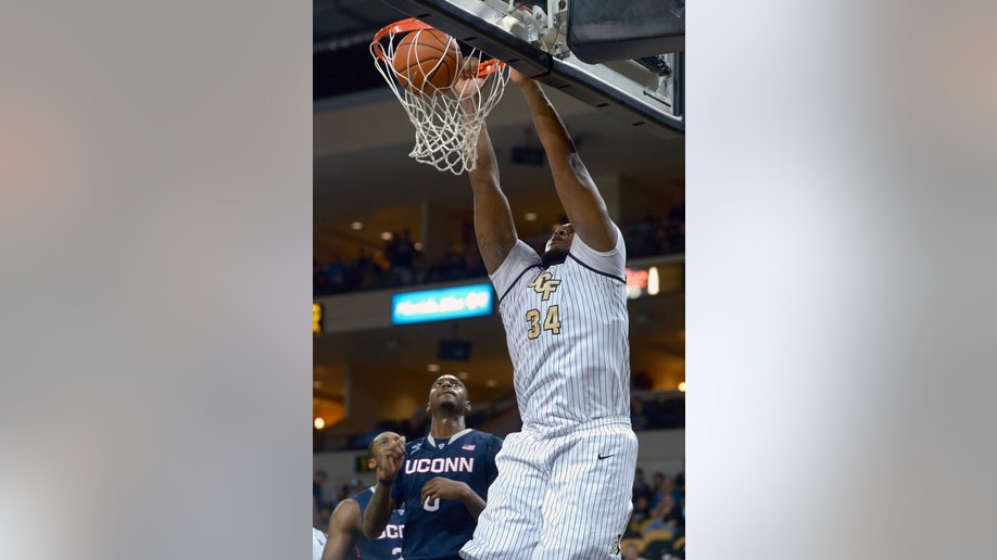 a27d1a08-UConn UCF Basketball