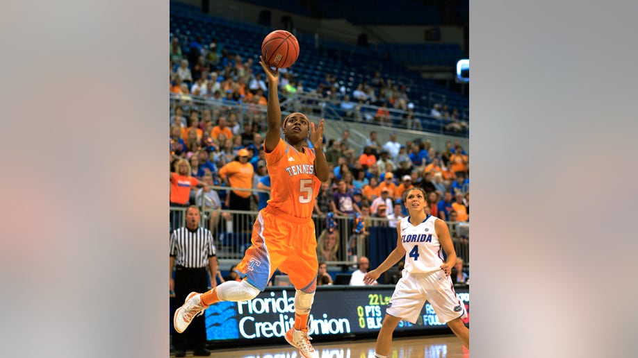 6b10e9dd-Tennessee Florida Basketball T25