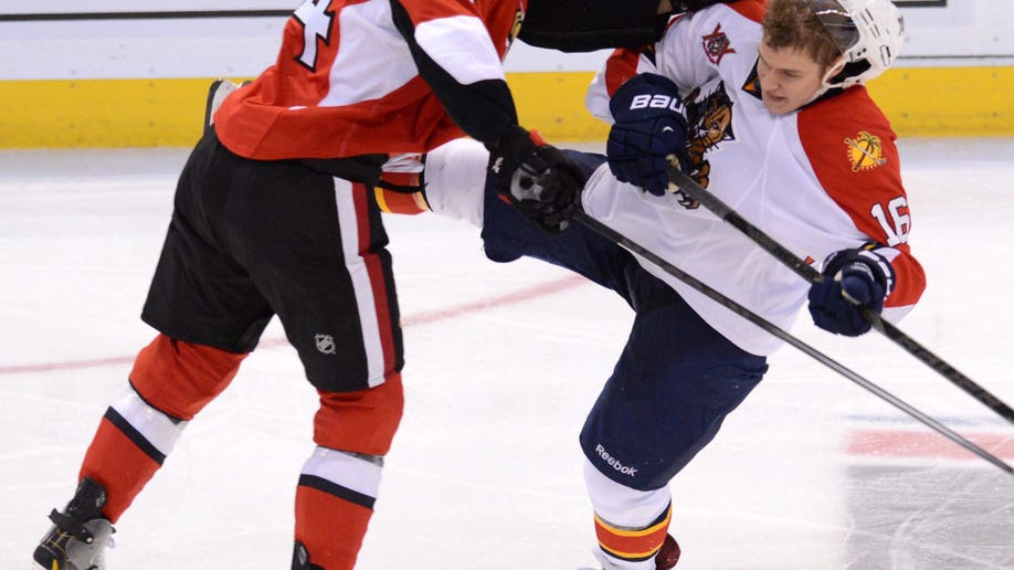 381749b0-Panthers Senators Hockey