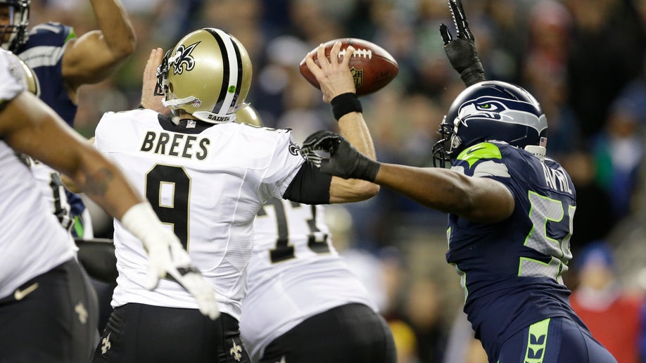 64b118e1-Saints Seahawks Football