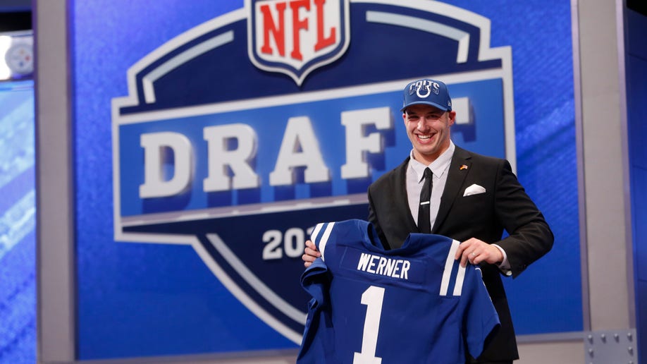 792ec0ff-NFL Draft Football