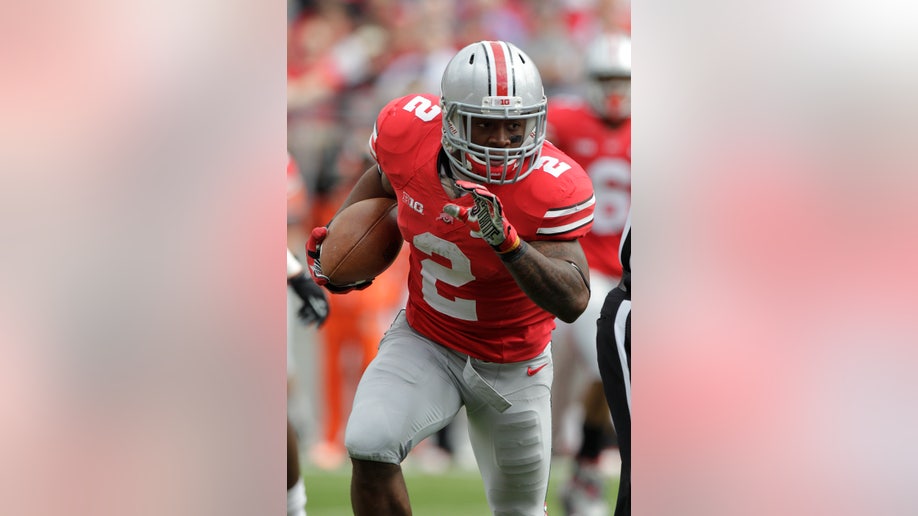 001d0556-Ohio St Run Game Football