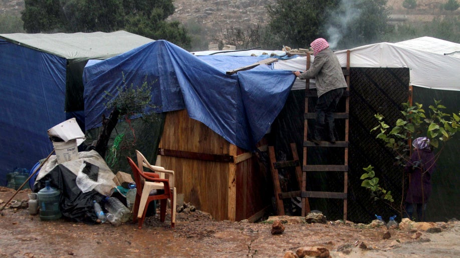 696e83c5-Mideast Lebanon Storm