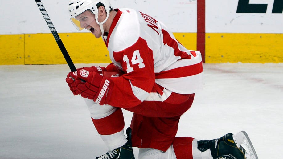 APTOPIX Red Wings Canadiens Hockey