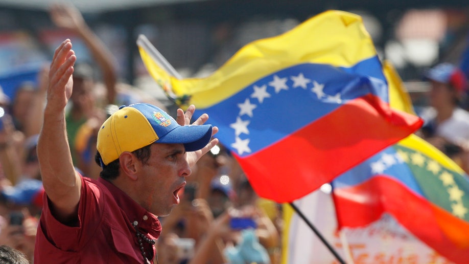 fa12c045-APTOPIX Venezuela Election