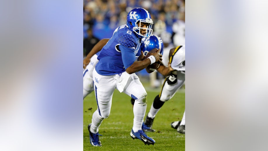 b7ff0aa7-Alabama St Kentucky Football