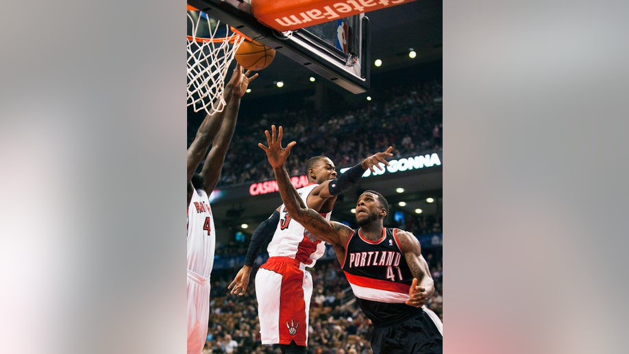 c5ea6c8a-Blazers Raptors Basketball