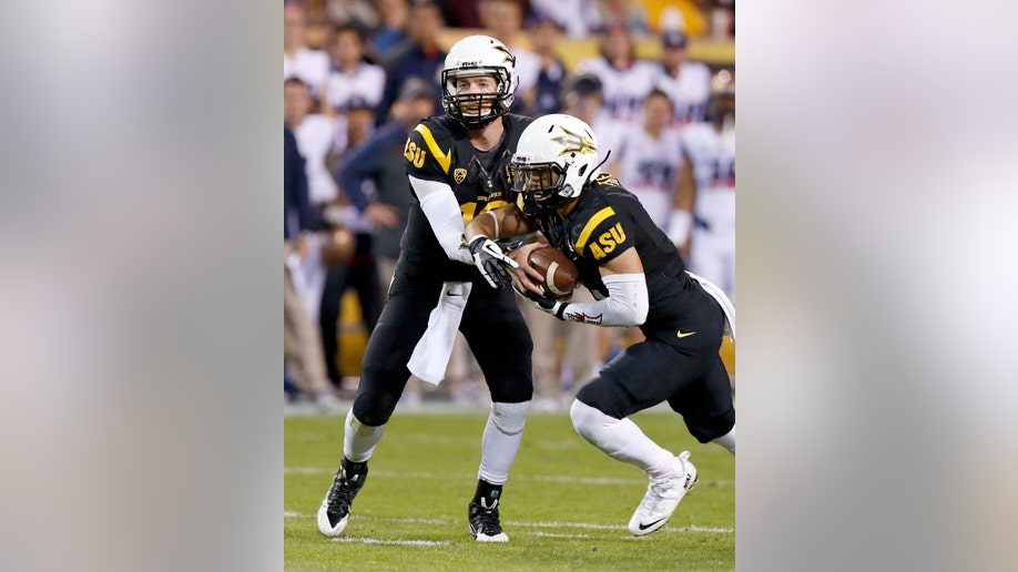 4d5613ff-Arizona Arizona St Football