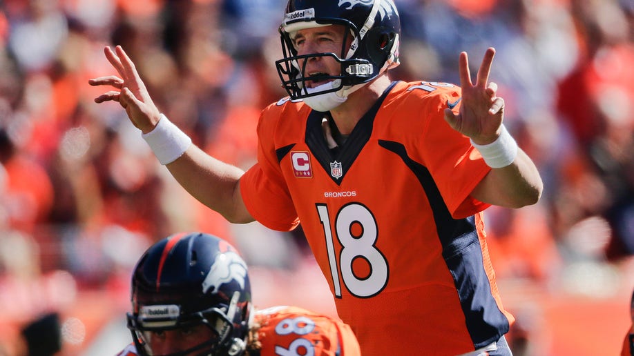 4d80a4f7-Jaguars Broncos Football