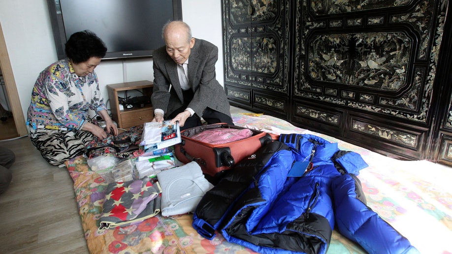 17bec9fc-Koreas Divided Family