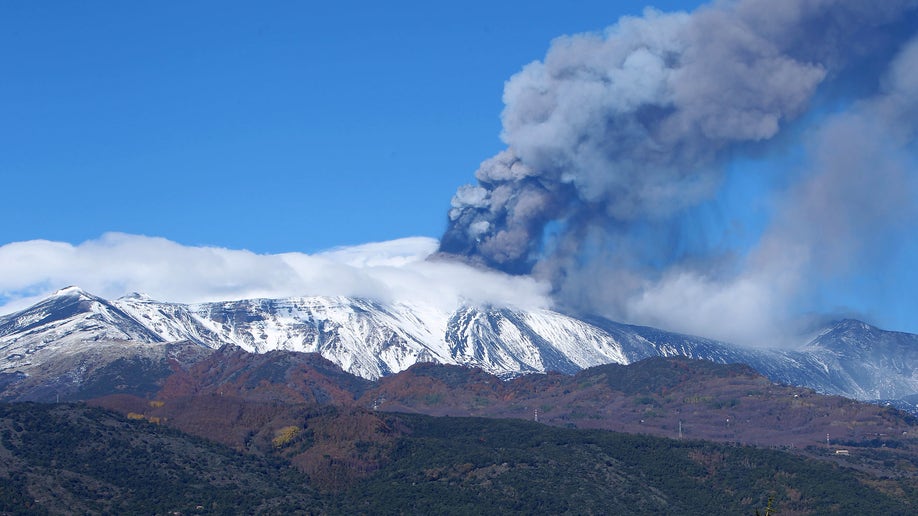 d2139a9f-Italy Etna Volcano Eruption