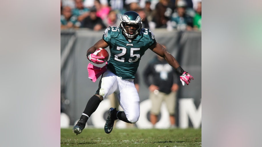 f85dab1b-Cowboys Eagles Football