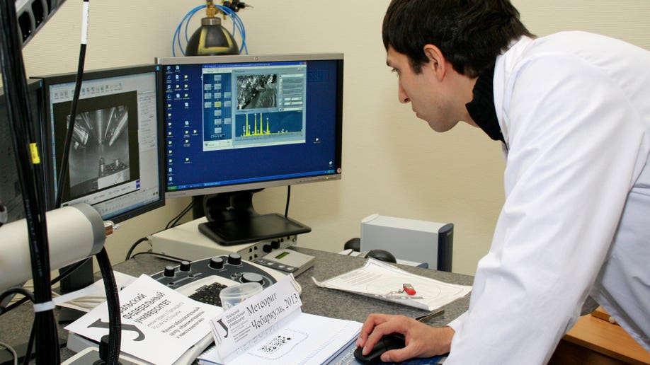 b80f07cf-Russia Meteorite