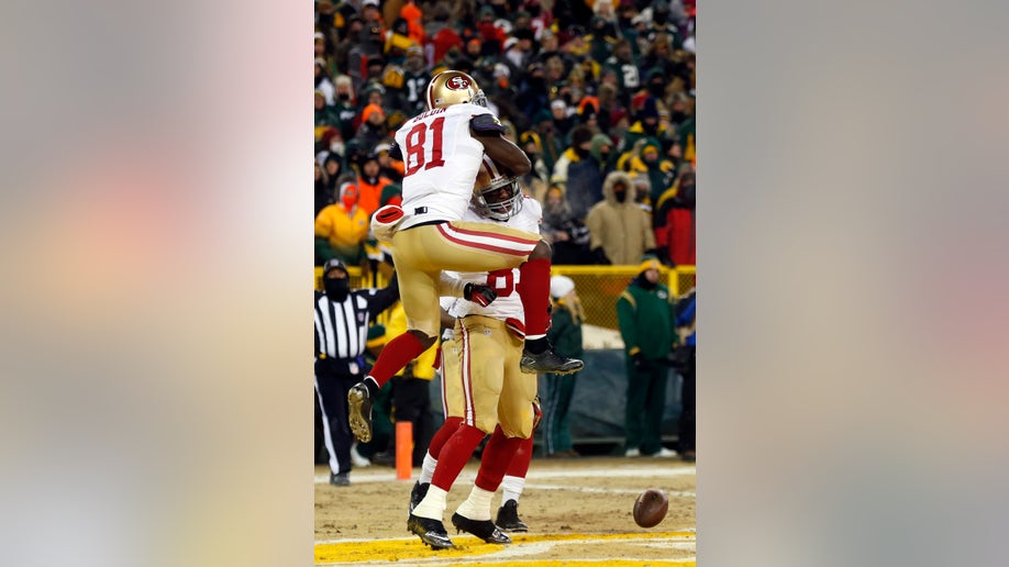 007786a0-49ers Packers Football