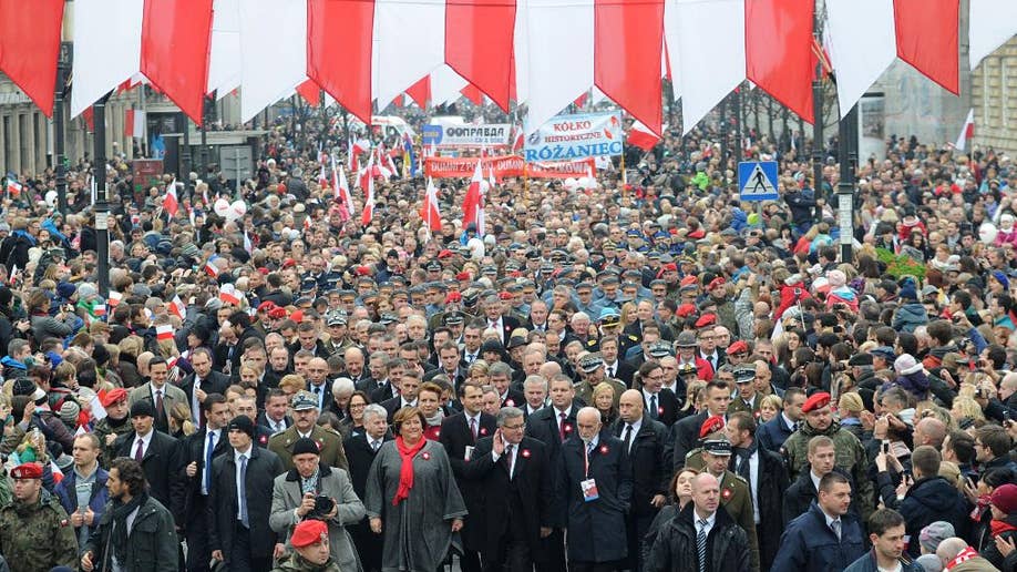 Clashes Break Out Between Police And Hooligans In Warsaw On Polish