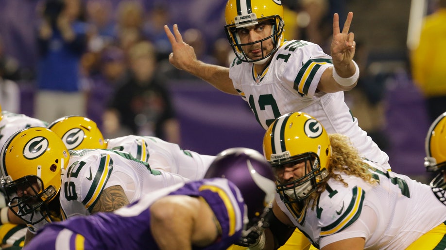 099e7006-Packers Vikings Football