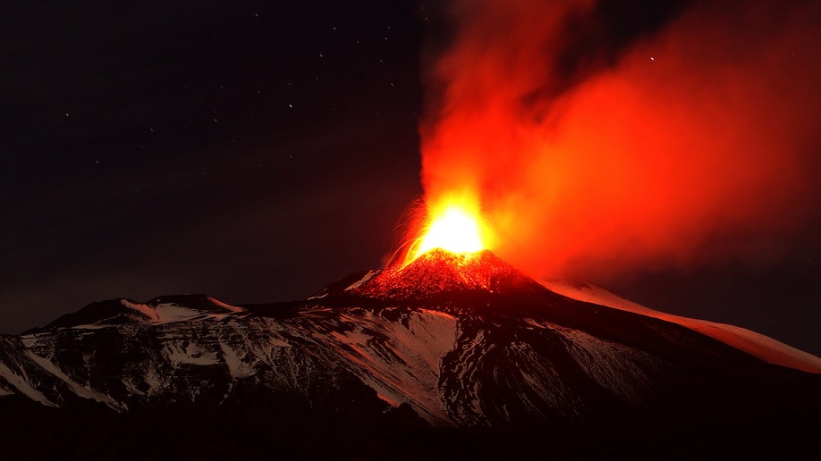 c7cc8c06-Italy Etna Volcano Eruption