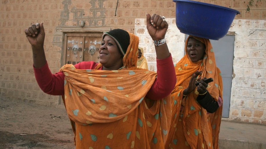 877b5780-Mali Fighting