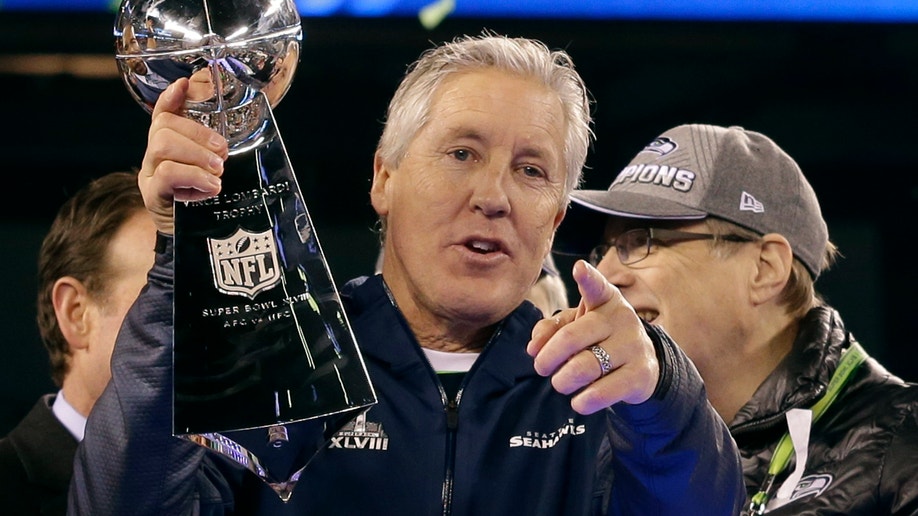 fab999a9-Super Bowl Football